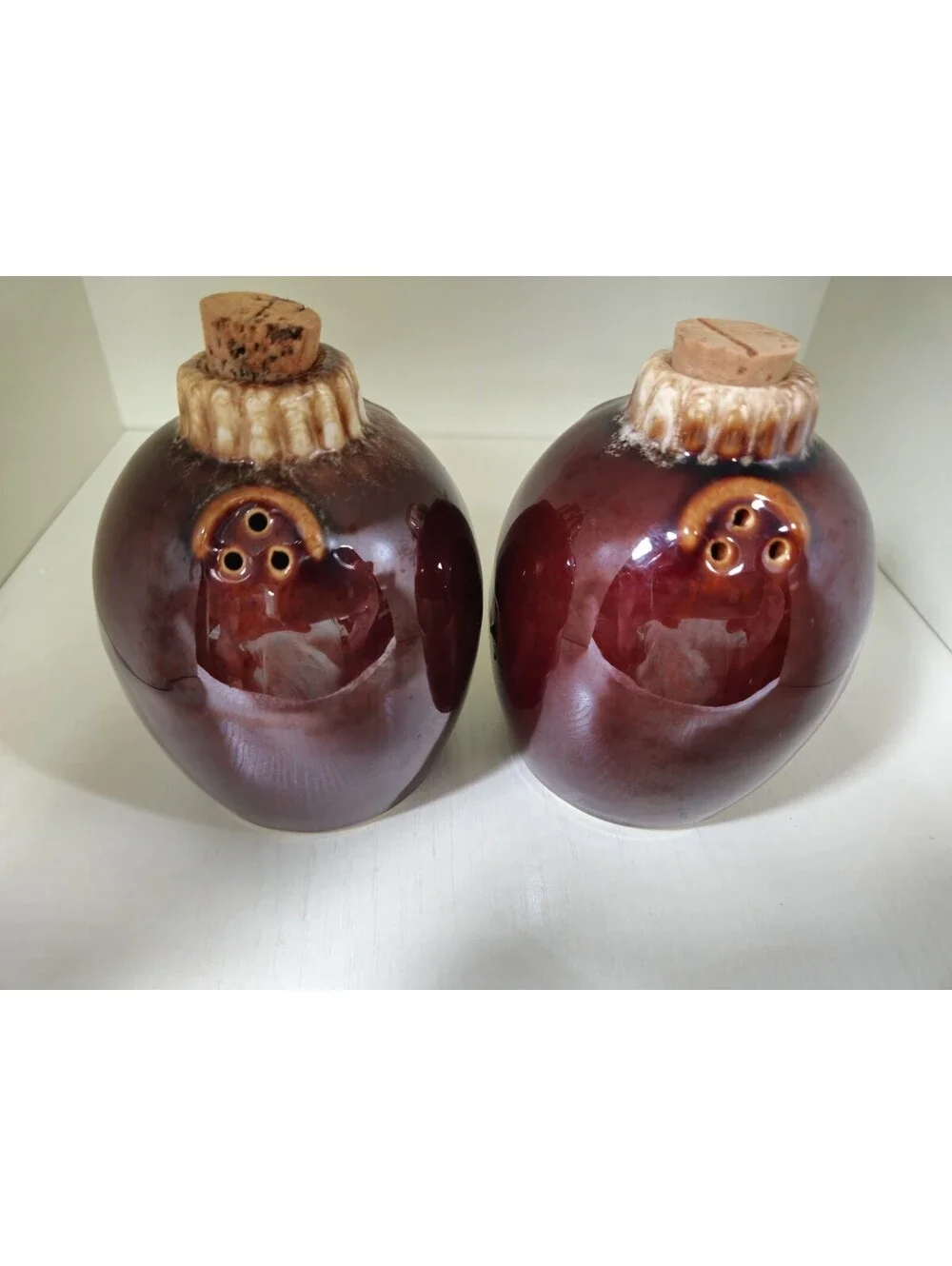 Hull Salt & Pepper Shakers Brown Drip With Corks Vintage Oven Proof USA Ceramic